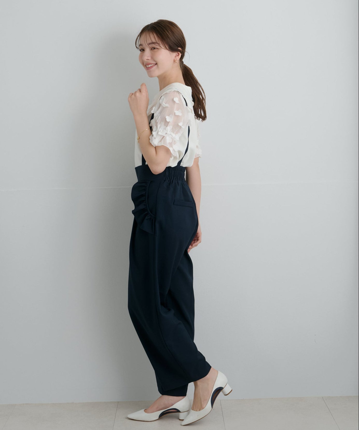 【5月10日(日)20時〜第２段予約販売開始】フローラルペタルショートスリーブブラウス