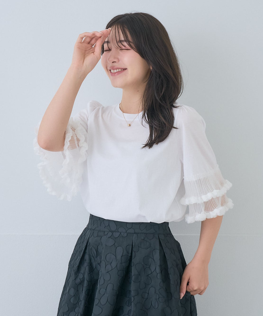 【5月17日(日)20時〜新発売】フラワーペタルシアースリーブトップス