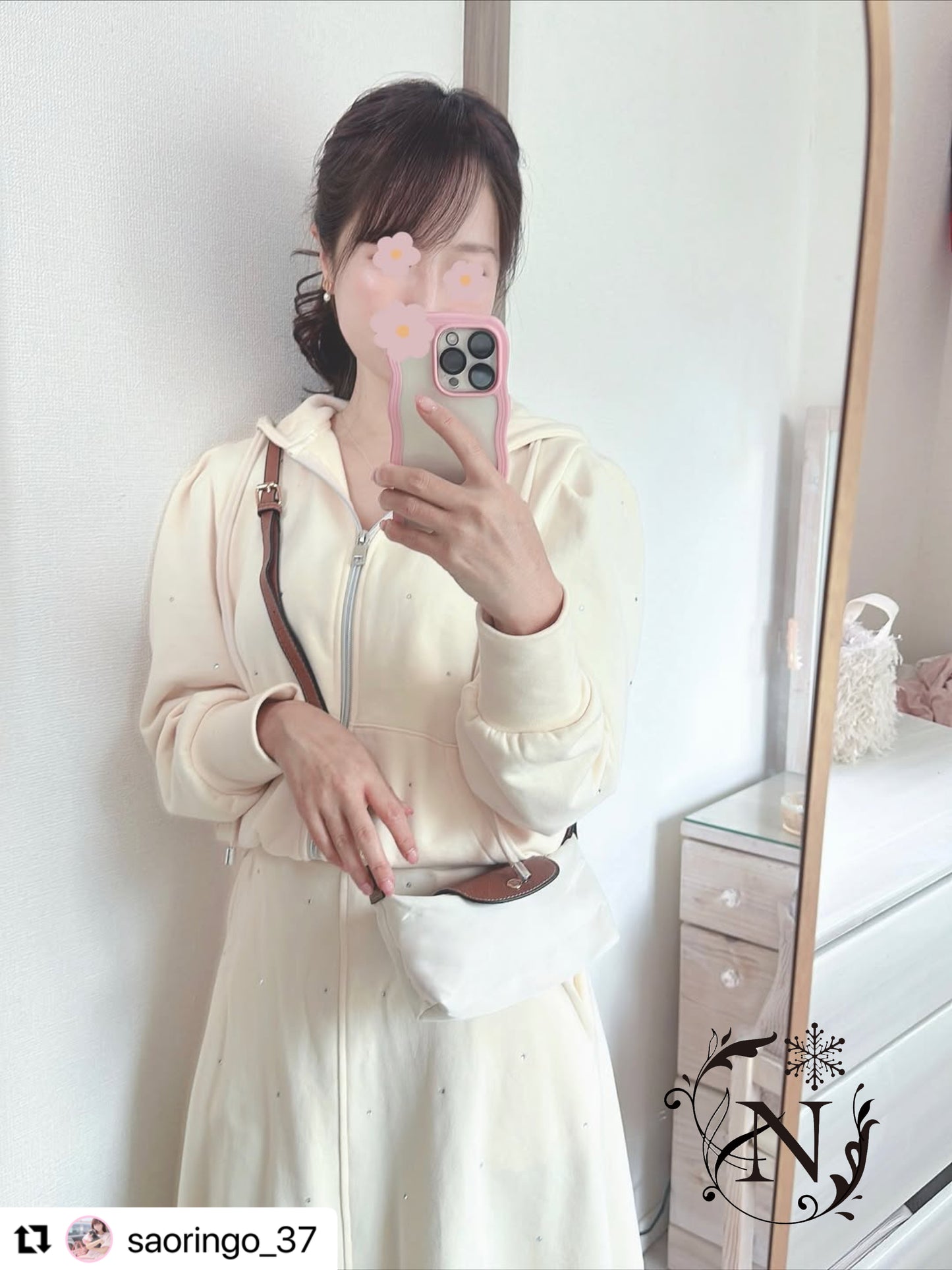 【10月10日(金)13時〜販売開始】ラインストーンミストパーカー　