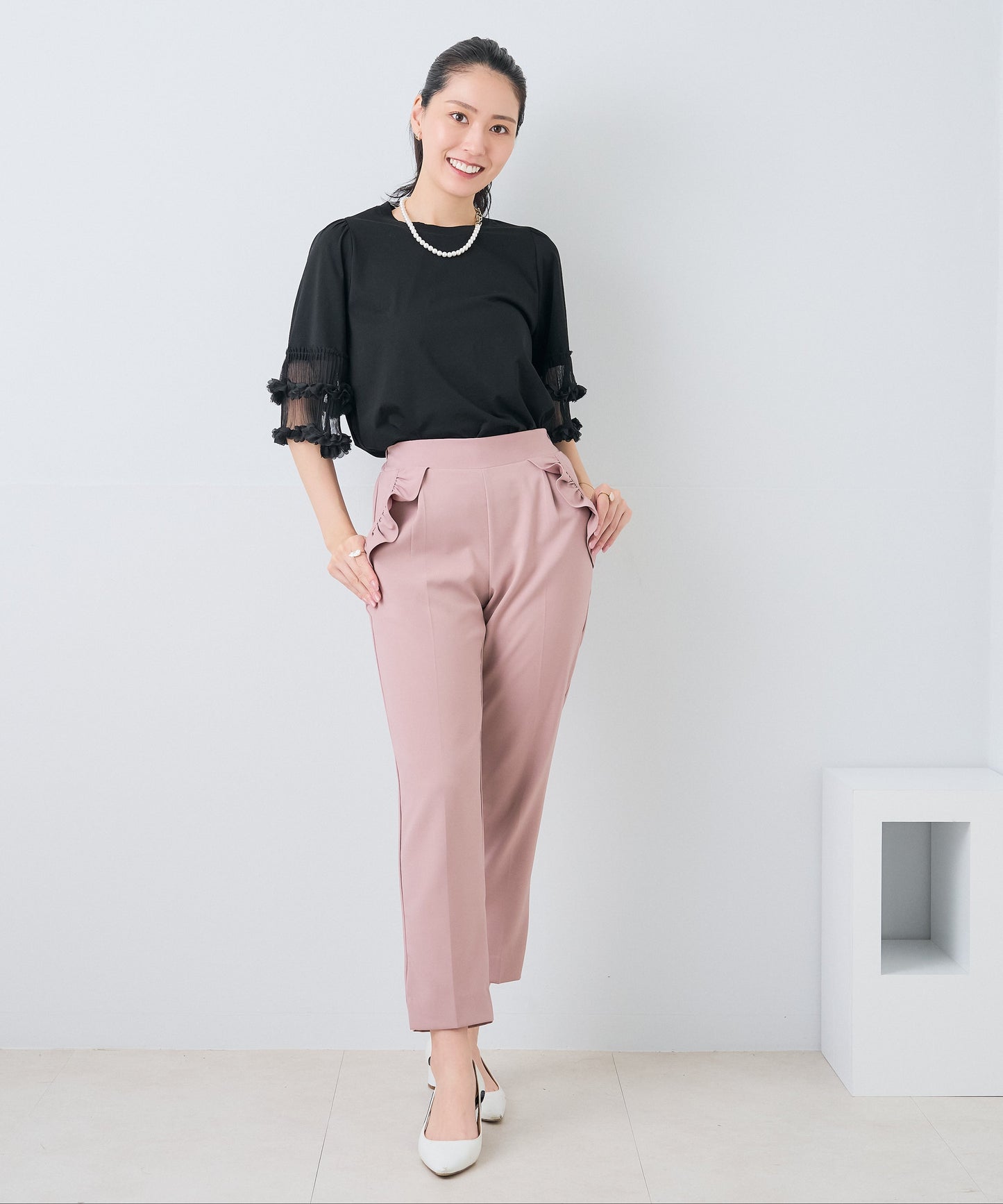 【8月5日(水)20時〜待望の再入荷】フリルポケットパンツ