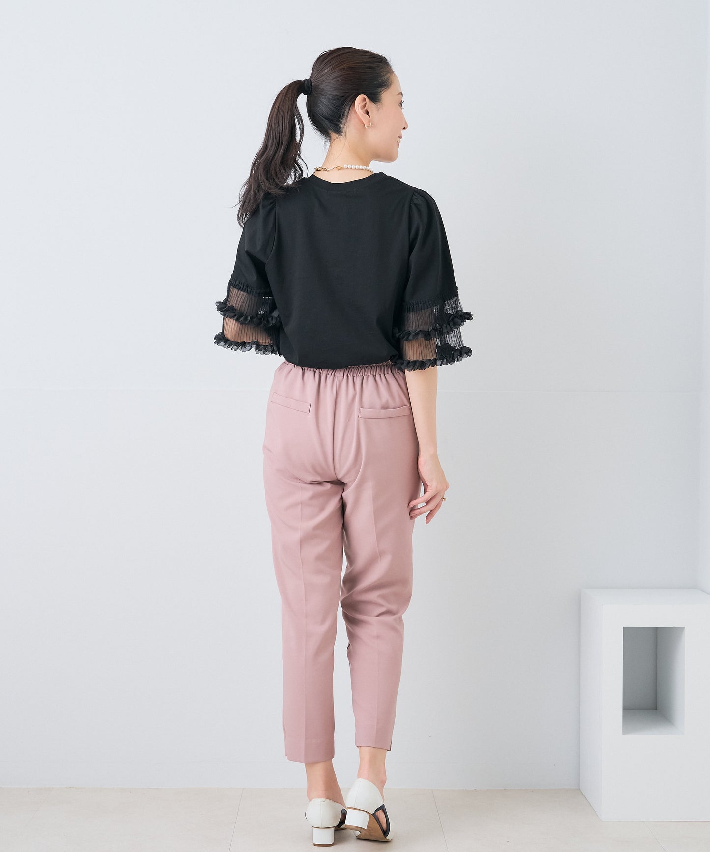 【8月5日(水)20時〜待望の再入荷】フリルポケットパンツ