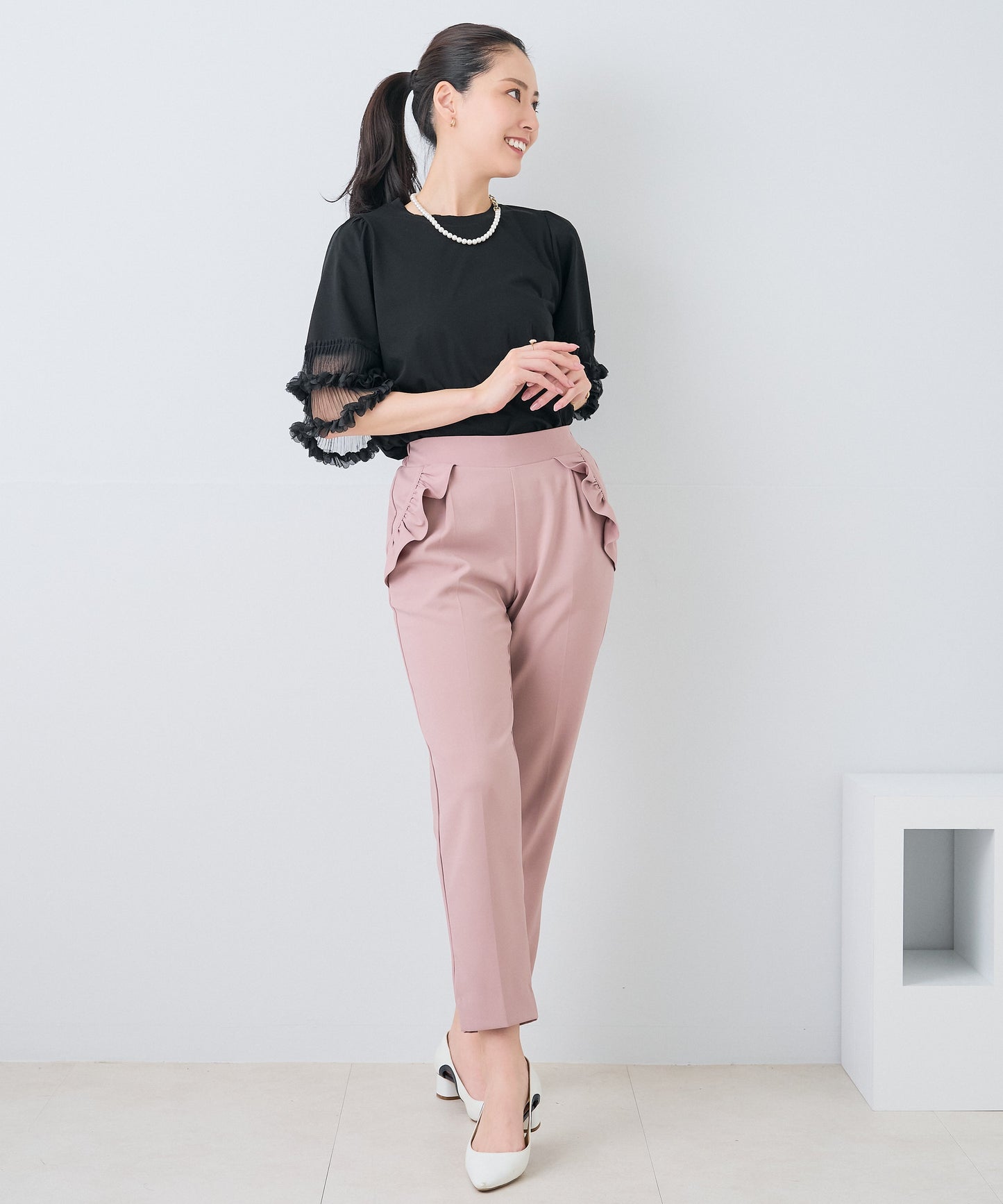 【8月5日(水)20時〜待望の再入荷】フリルポケットパンツ