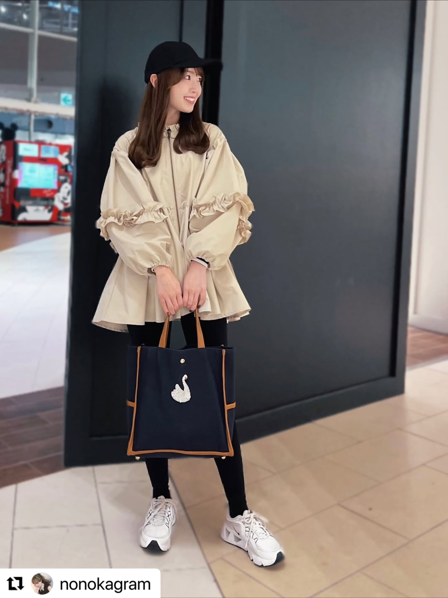 シャカシャカフリルブルゾン