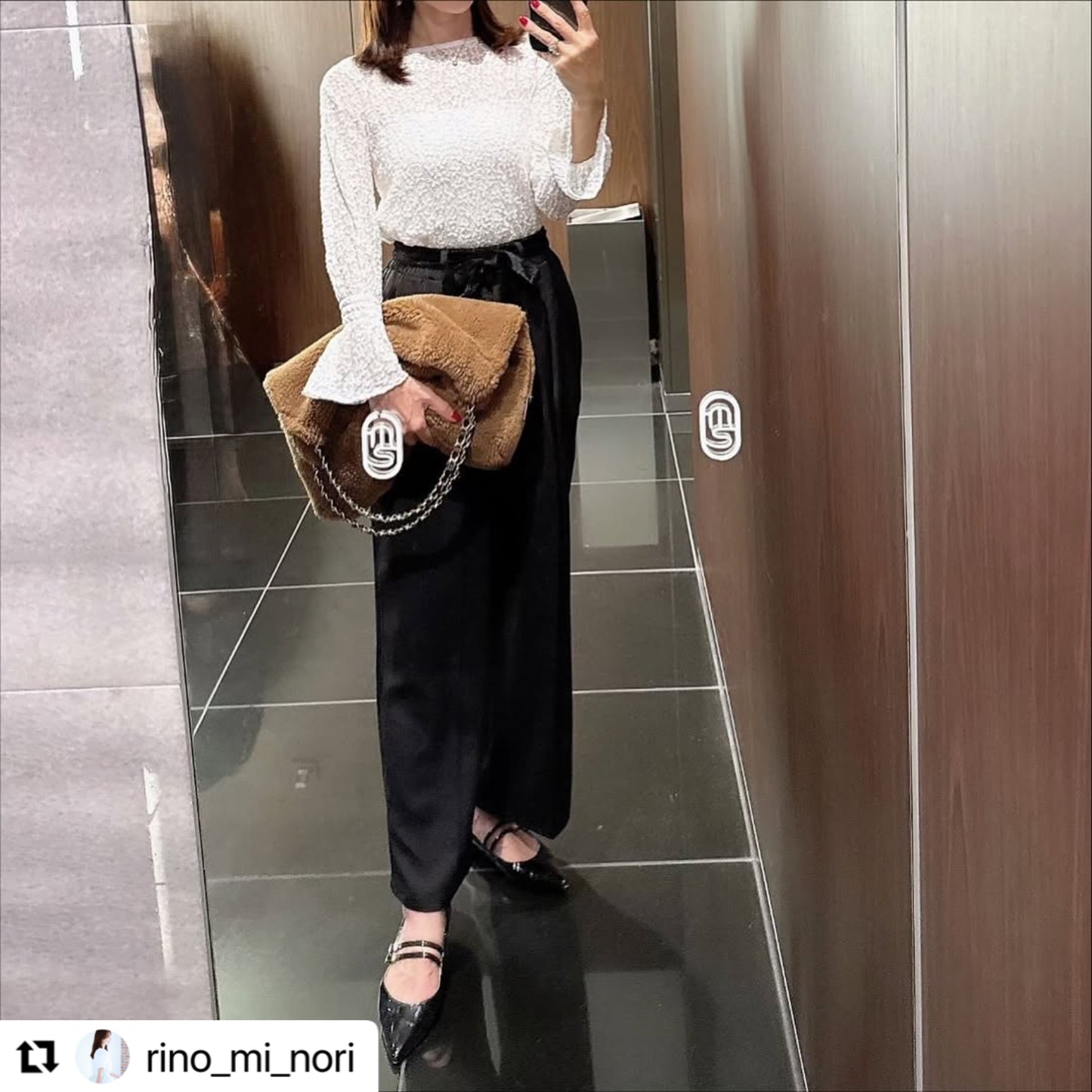 ストレッチお花レーストップス