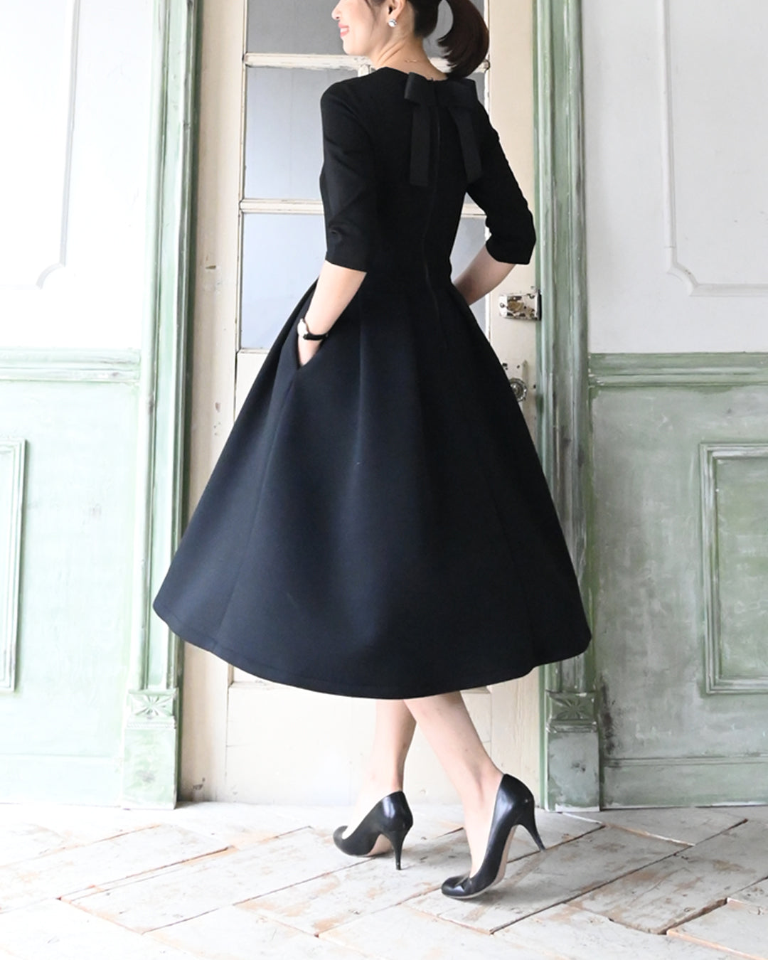 【新品タグ付】neige バックリボンワンピース バックリボンワンピース – Neigeオンラインストア