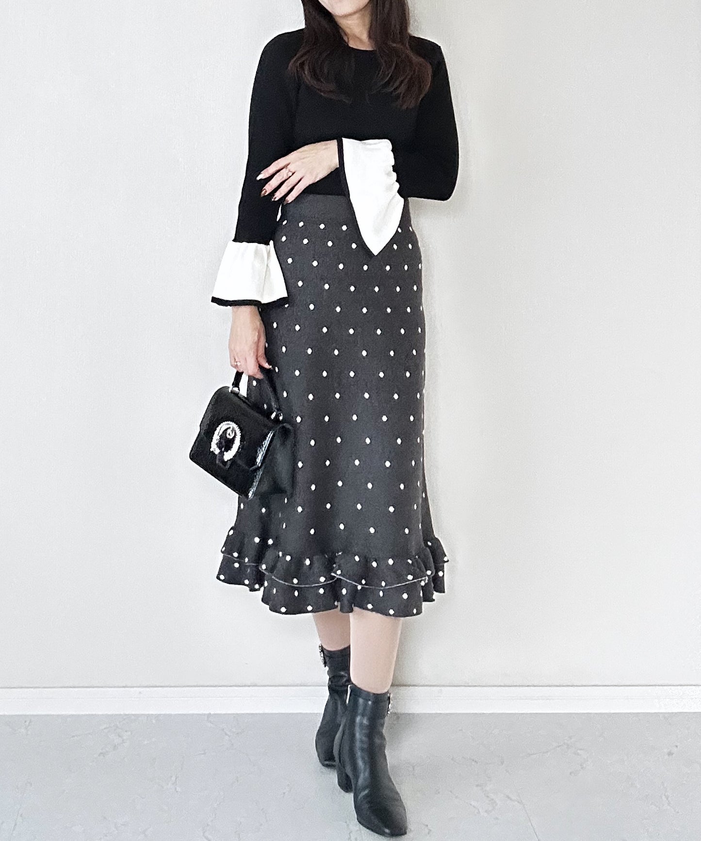 【12月5日(金)13時〜新発売】ミニドットフリルヘムニットスカート
