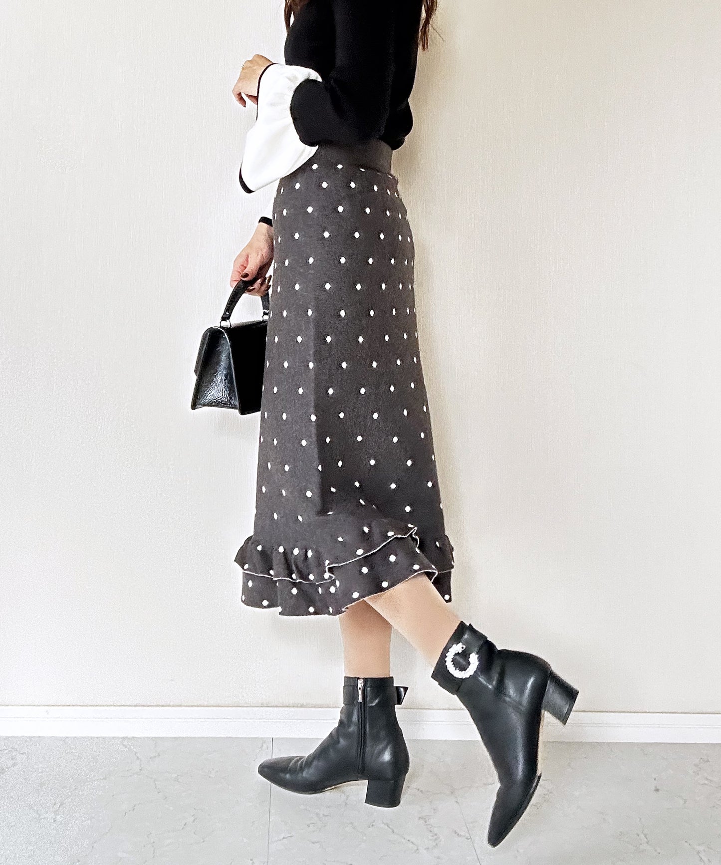 【12月5日(金)13時〜新発売】ミニドットフリルヘムニットスカート