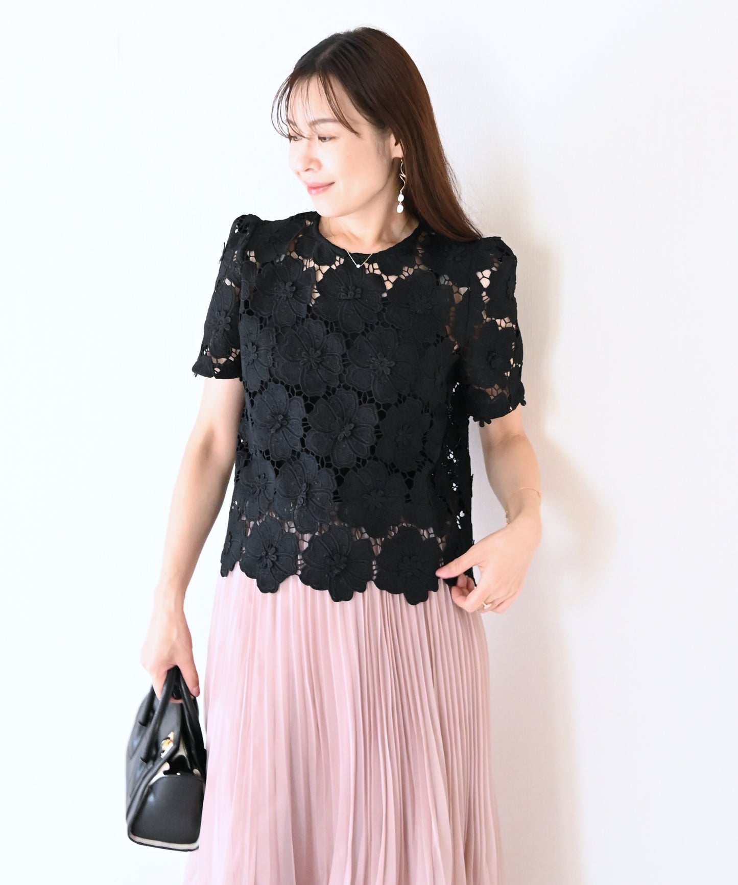 【8月23日(日)20時〜新発売】フラワーモチーフレースブラウス