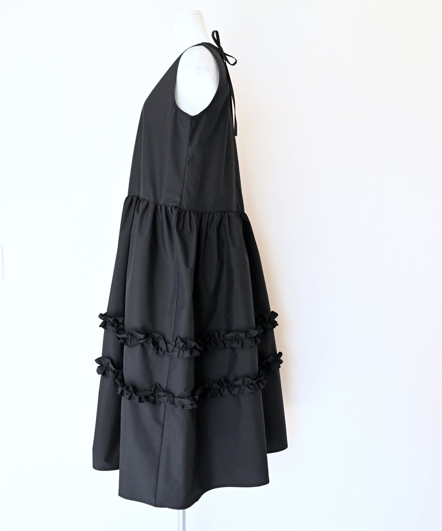 【5月24日(日)20時〜再入荷】フリルギャザーフレアワンピース　　　