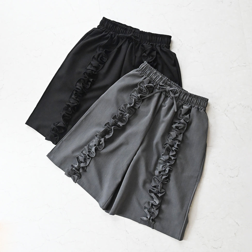 【7月6日(日)20時〜再再入荷】ラッフルフリルハーフパンツ　