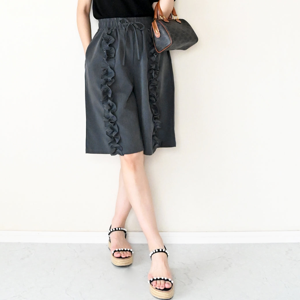 【7月6日(日)20時〜再再入荷】ラッフルフリルハーフパンツ　