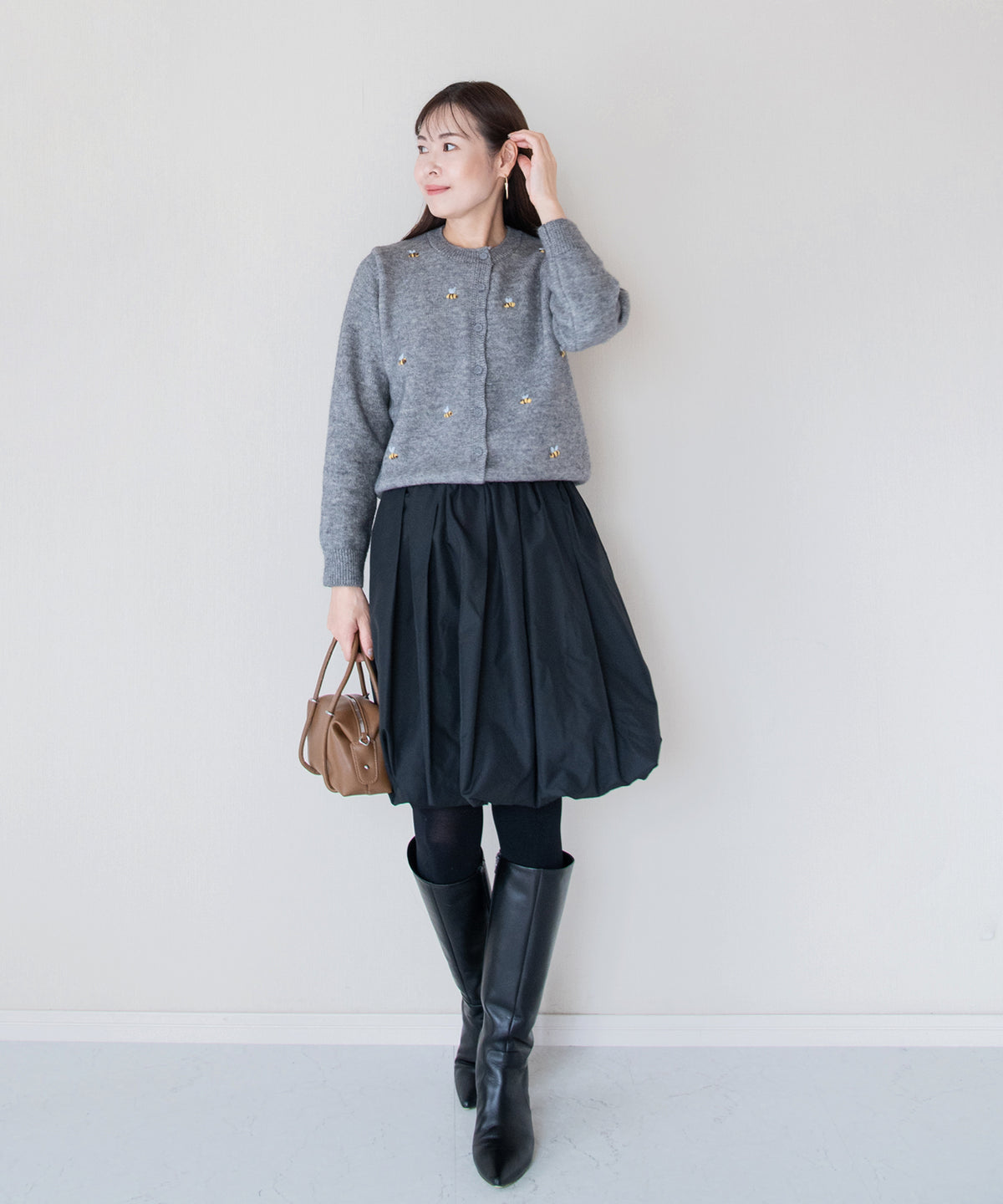 【10月18日(日)20時〜新発売】ミツバチ刺繍ニットカーディガン