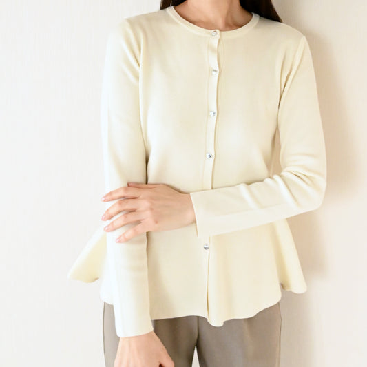 【10月24日(金)13時〜再入荷】ハートボタンカーディガンMart掲載