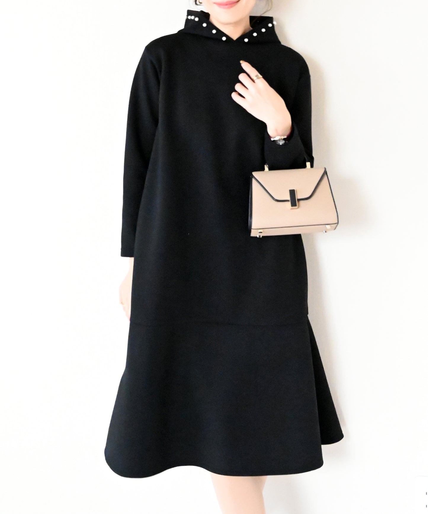 【1月4日(日)20時〜新発売】パールフードフレアワンピース　