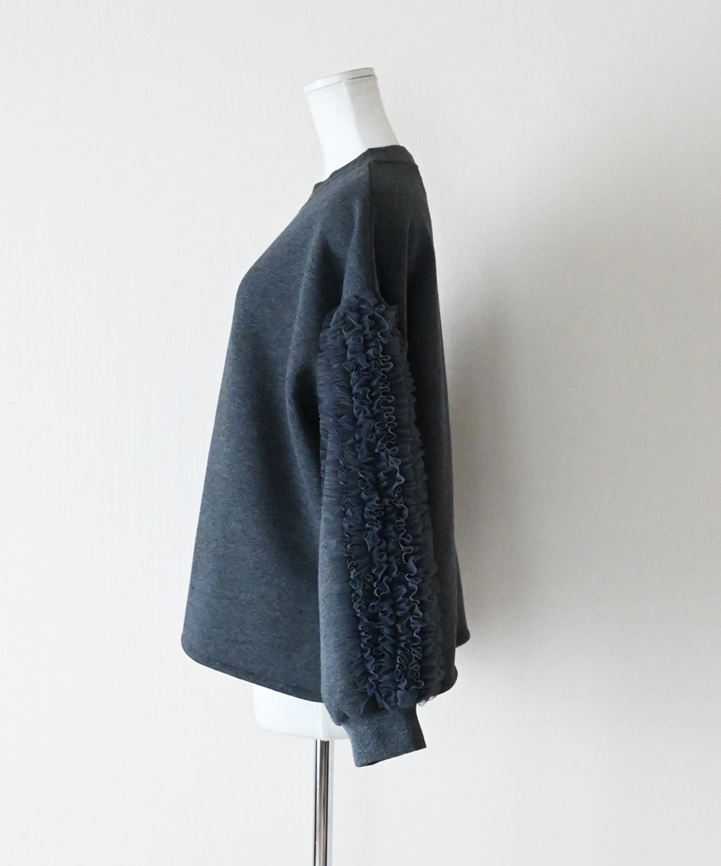 【12月14日(日)20時〜再再再再再再々入荷】袖チュール裏起毛トップス